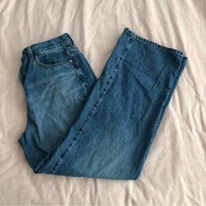 Uniqlo high rise straight leg jean
